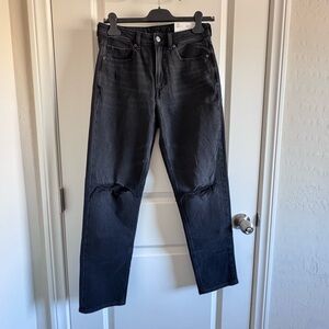 NWT American Eagle Black Mom Jeans